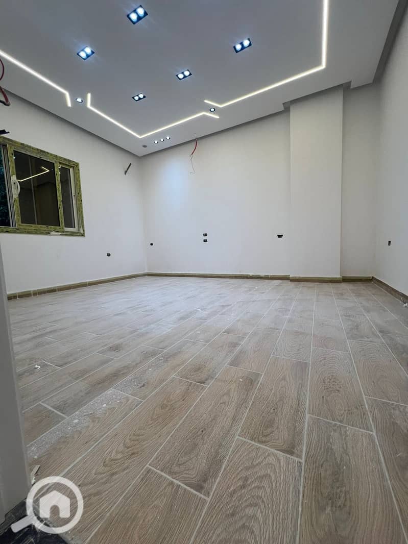 4 صورة واتساب بتاريخ 1447-04-12 في 18.30. 16_72c59982. jpg