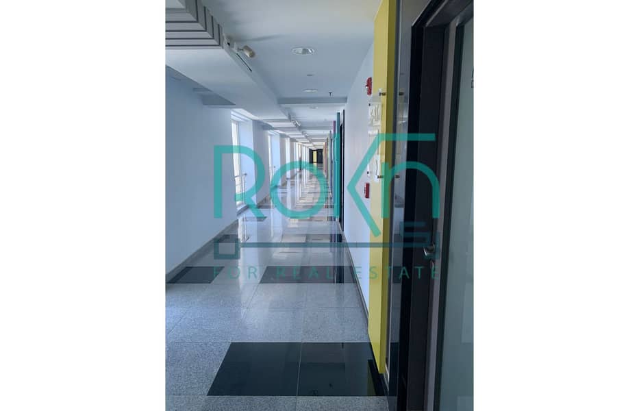 2 583b9eb4-ccc5-4344-a73d-ea74818b5d52. jpg