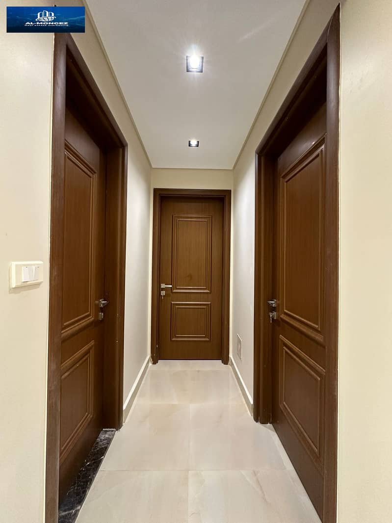 22 db98f406-952d-4b2a-98de-cbd337aa295c. jpg