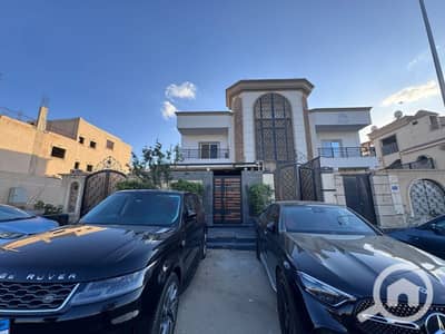 3 Bedroom Apartment for Sale in Sheikh Zayed, Giza - صورة واتساب بتاريخ 1447-04-10 في 16.15. 10_3d36f79d. jpg