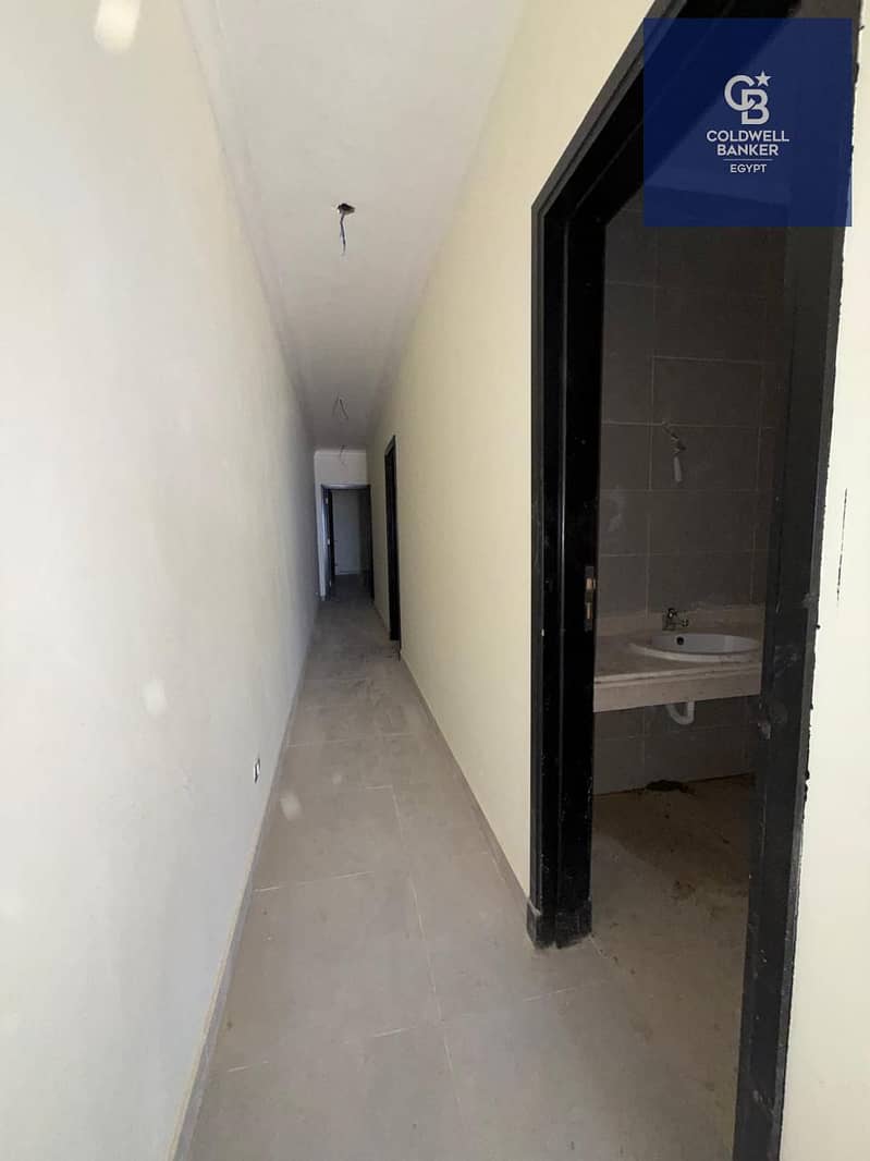 3 22e02af9-b06a-4865-aff2-0a5c9994bc0a. jpeg