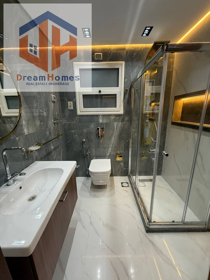 6 WhatsApp Image 2025-10-05 at 8.35. 53 PM (2). jpeg