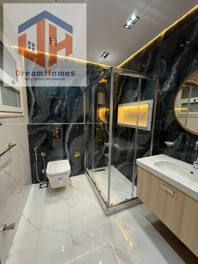 7 WhatsApp Image 2025-10-05 at 8.35. 53 PM (3). jpeg