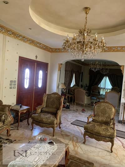 فیلا 7 غرف نوم للبيع في القاهرة الجديدة، القاهرة - IMG-20251003-WA0027. jpg