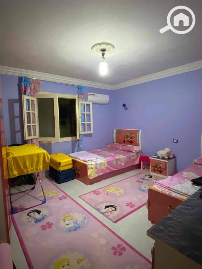 5 d9b0e5e8-d7b9-49e6-9dab-cfefad089a65. jpg