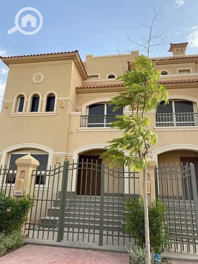 4 Bedroom Villa for Sale in Shorouk City, Cairo - 44b4c855-046c-4a92-a913-a5cdd4362f95. jpg