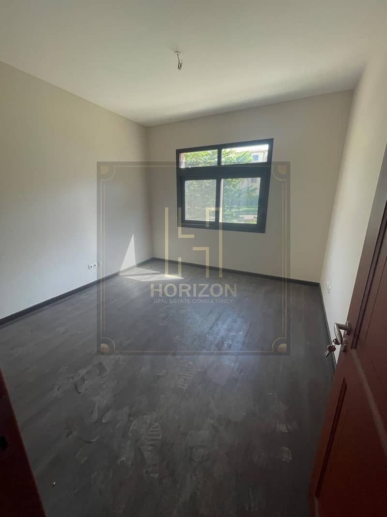 4 WhatsApp Image 2025-10-04 at 3.00. 57 PM. jpeg