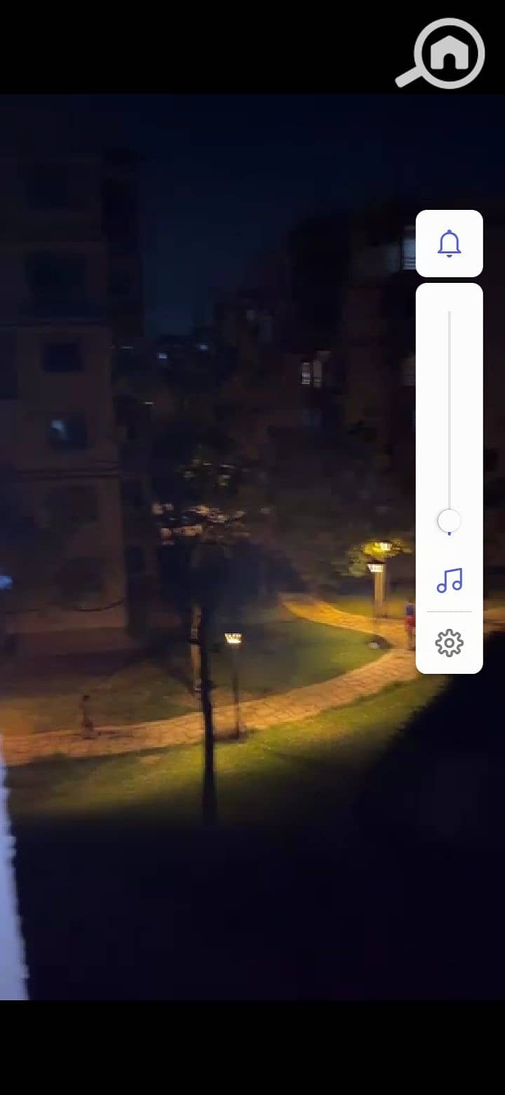 4 Screenshot_20251006_000240_com. whatsapp. w4b. jpg