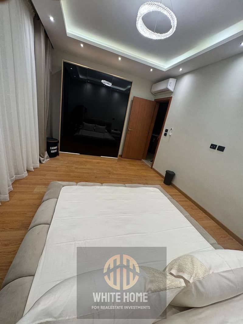 27 e4c253d5-be39-4175-a7a1-5c52c979f7f5. jpeg