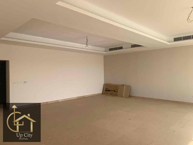 7 00e31bd9-e6a8-4de9-8956-d2becae23ba1. jpg