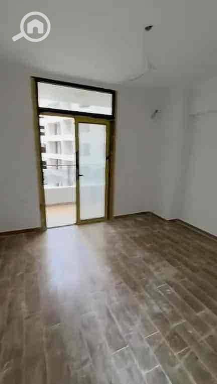 12 01bd8ca1-2bd9-4695-8781-9e138c027452. jpg