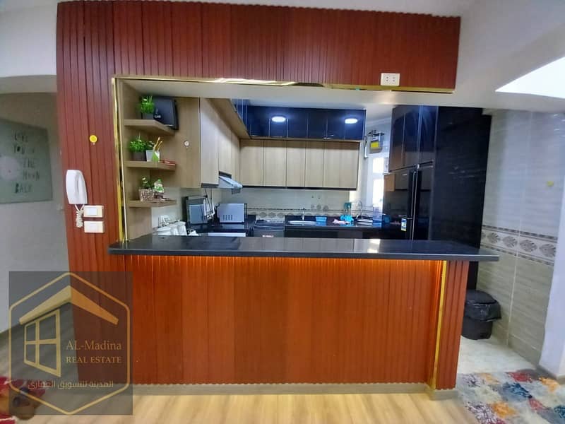 8 WhatsApp Image 2025-10-04 at 17.00. 29 (1). jpeg