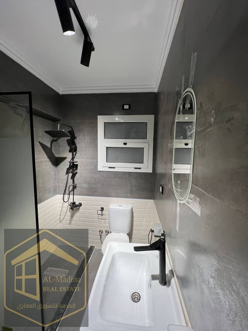 17 WhatsApp Image 2025-10-04 at 19.47. 55 (3). jpeg