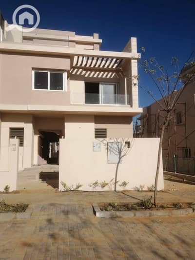 توين هاوس 3 غرف نوم للبيع في 6 أكتوبر، الجيزة - WhatsApp Image 2025-02-18 at 12.20. 58 PM. jpeg