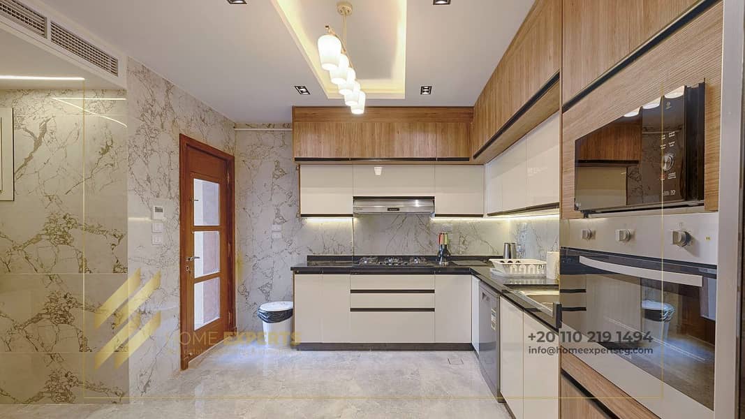 8 224b6754-7308-4c7f-b73e-e2d54eb61a16. jpg