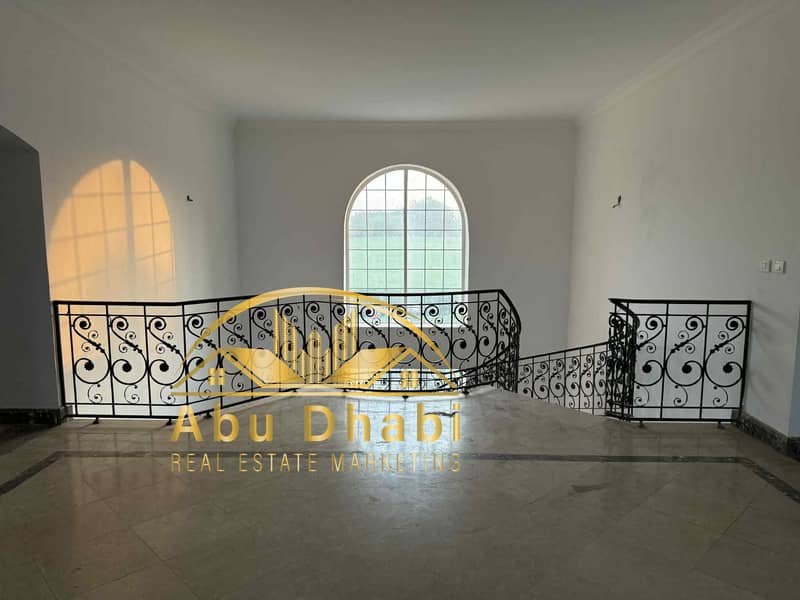 8 12a84006-864a-4d69-9d06-d4315d7cdf01. jpg