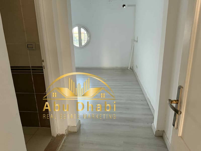 11 86220804-5de4-41ea-97af-70cccd9bb4a5. jpg