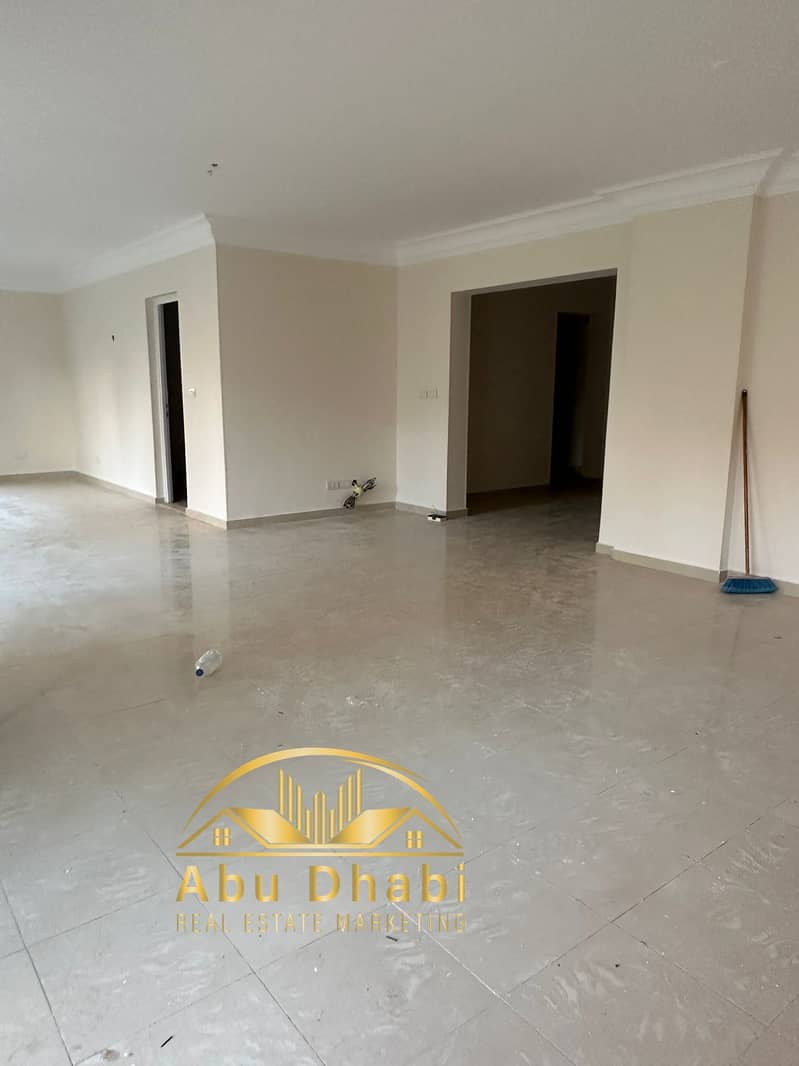 5 547283108_2008566649900750_7326513653072780738_n (1). jpg