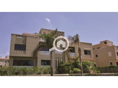 3 Bedroom Twin House for Sale in 6th of October, Giza - Green 4 1. jpg