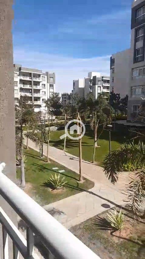 6 WhatsApp Video 2025-10-05 at 1.29. 29 PM. mp4_snapshot_01.00_[2025.10. 05_15.42. 50]. jpg