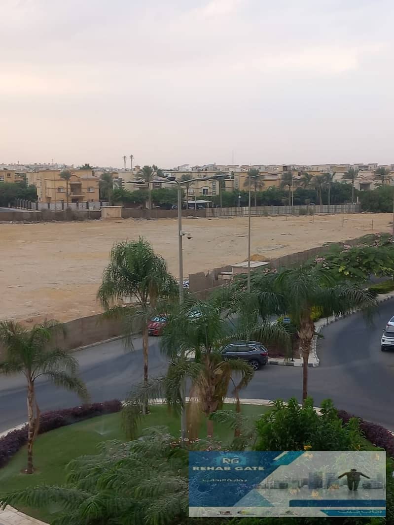 4 WhatsApp Image 2025-10-06 at 12.48. 01 PM (6). jpeg