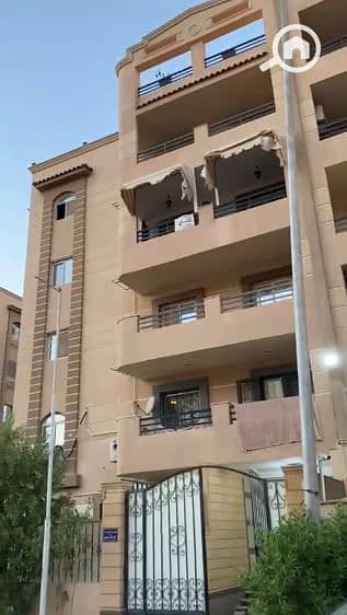 3 Bedroom Apartment for Sale in 6th of October, Giza - 5. JPG