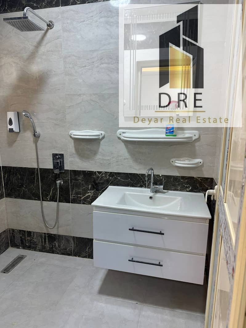 12 48c43951-95ce-46a2-8247-1039814aa79c. jpg