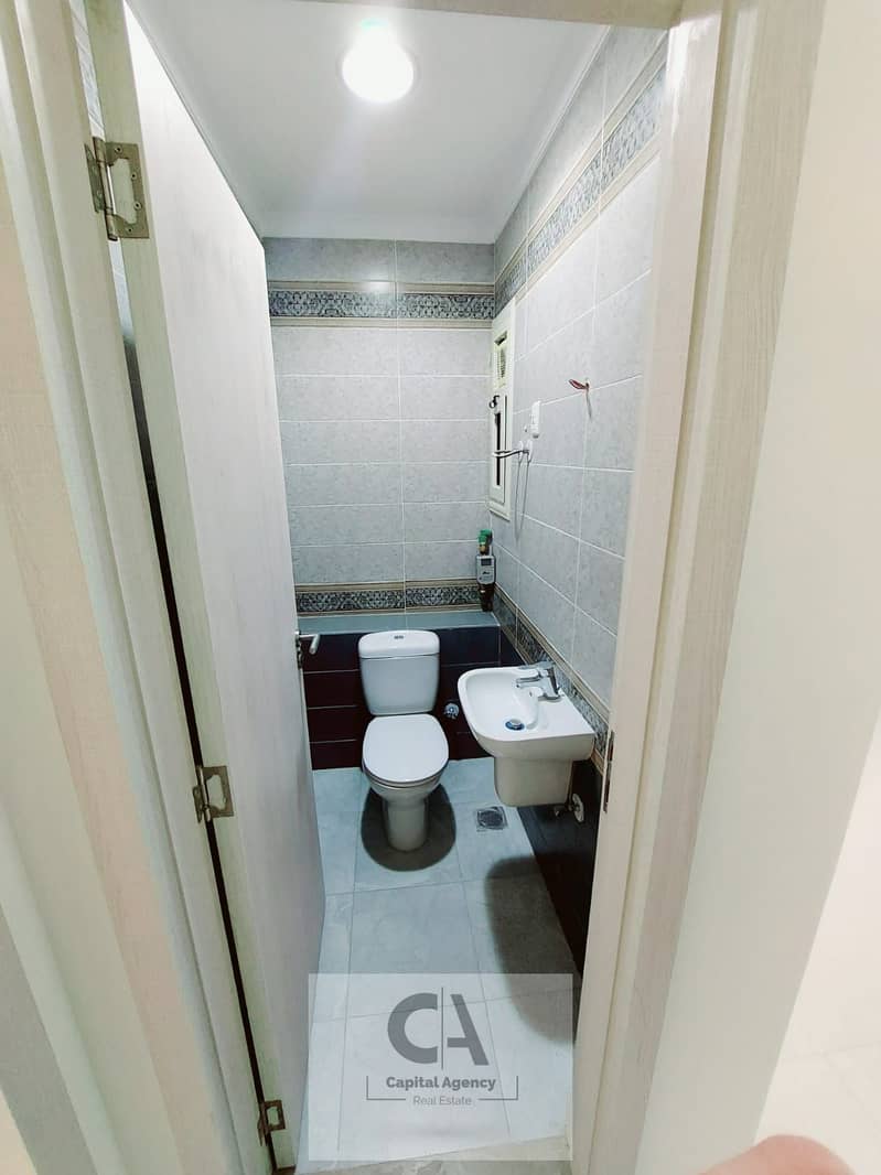 2 5abbd7a4-bd87-45cb-b4b1-427b59647564. jpeg