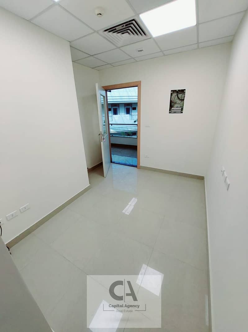 6 b9f3d75d-4bc3-4a91-8fb7-bb75e9b6d0c9. jpeg