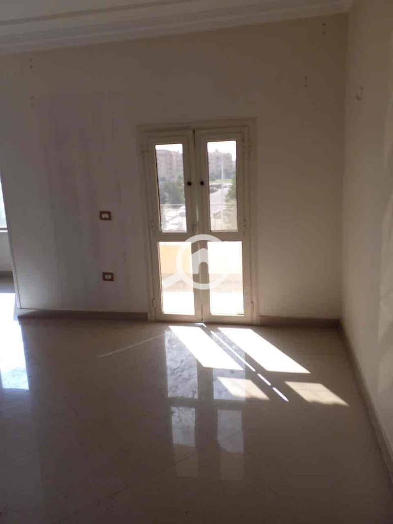 3 d6ff8aee-00cc-405e-a957-19bc578a52f8. jpg