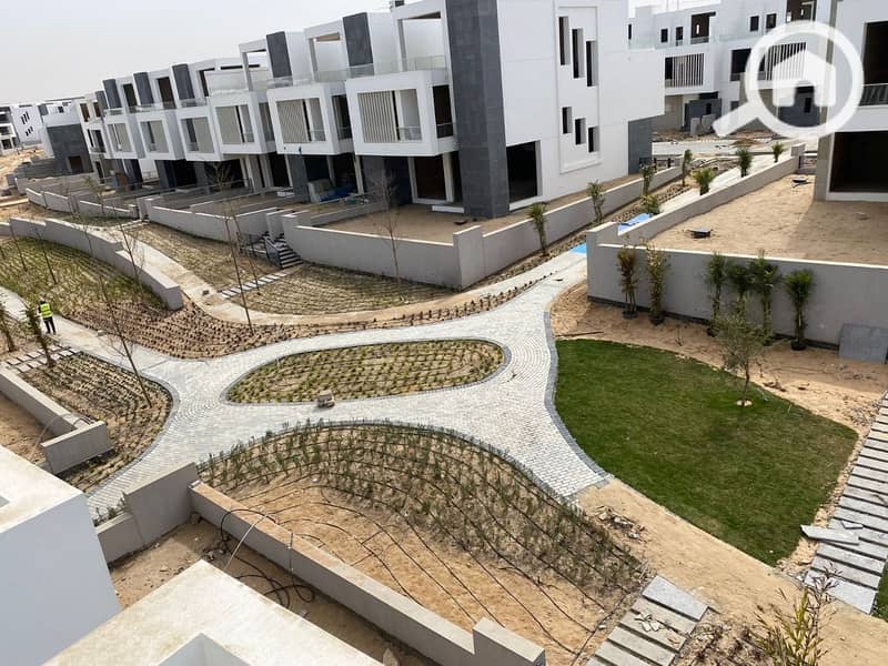 3 WhatsApp Image 2022-11-19 at 3.39. 16 PM. jpeg