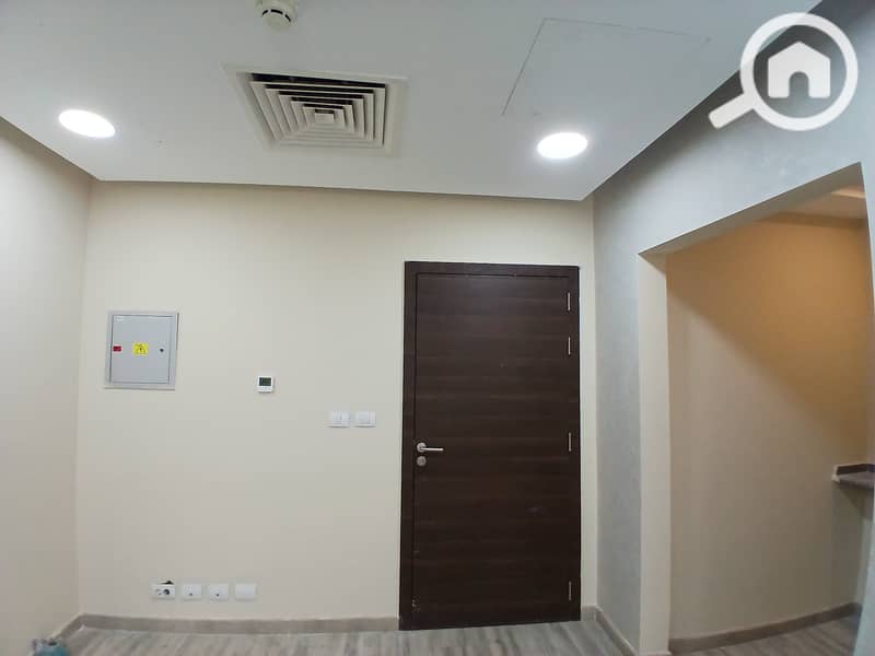 4 WhatsApp Image 2025-10-05 at 4.28. 00 PM (1). jpeg