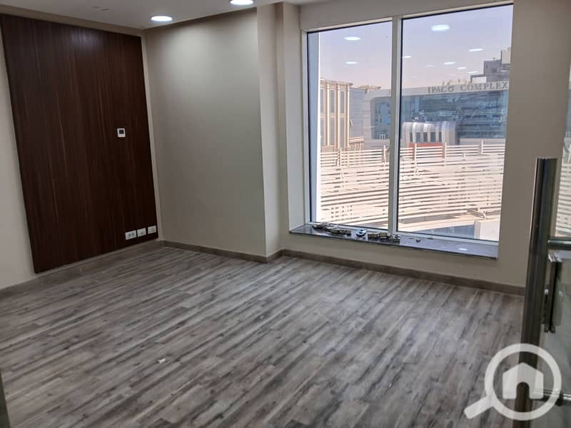 6 WhatsApp Image 2025-10-05 at 4.28. 01 PM. jpeg