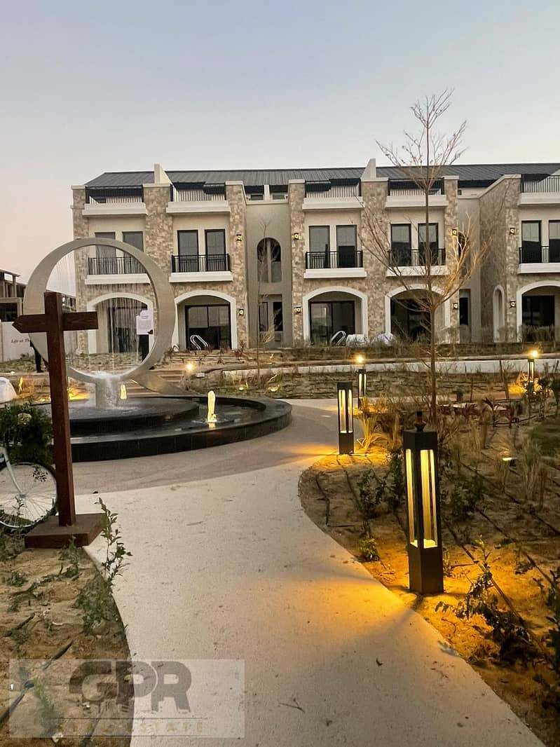 9 f7390d02-c019-4241-9b05-8d7f31c66126. jpg