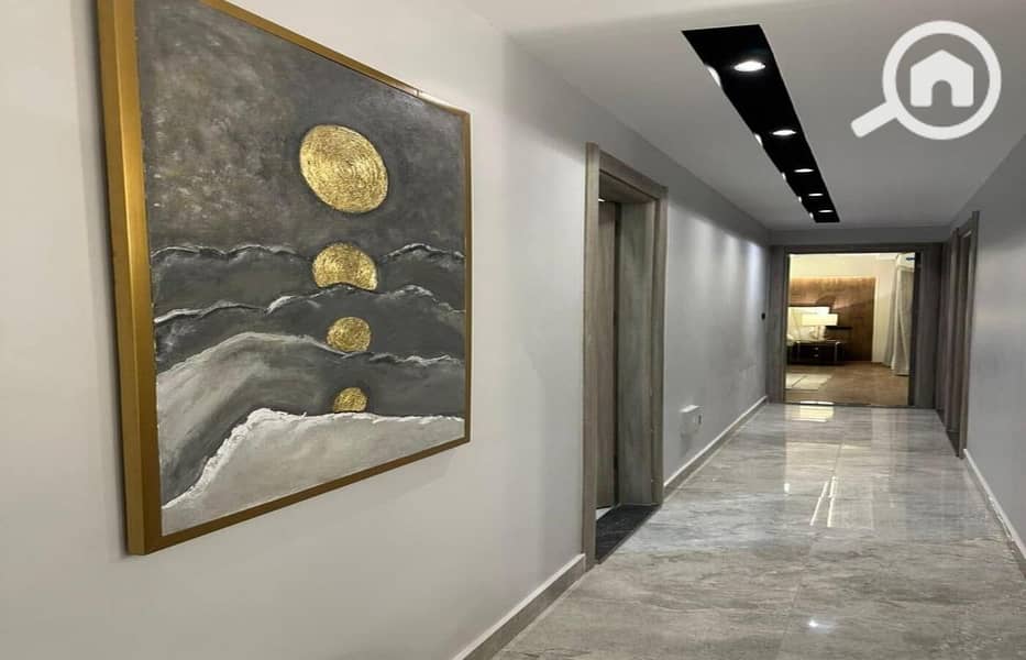 2 382ee52e-3022-48c1-92a3-566e73b127a3. jpg