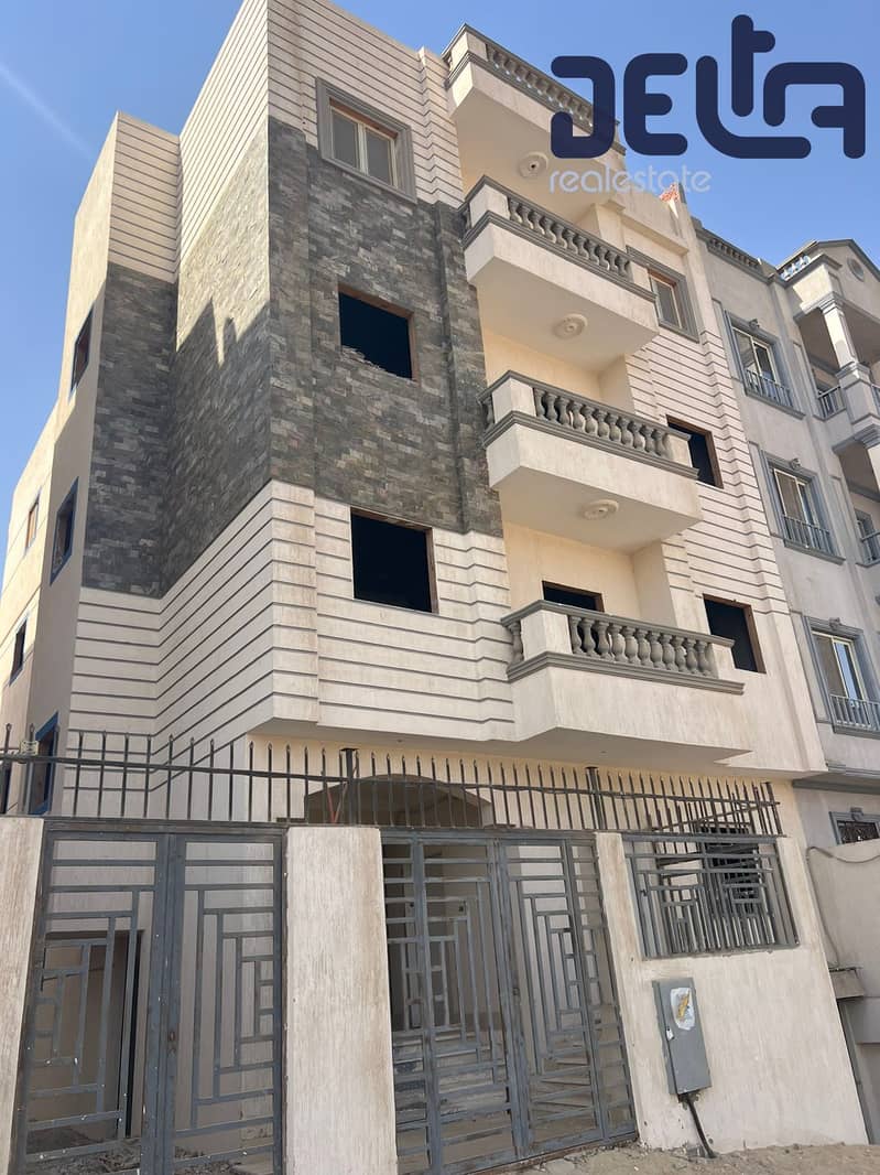 2 5f251245-2ba6-4de9-9e2f-e2cda9edb957. jpg