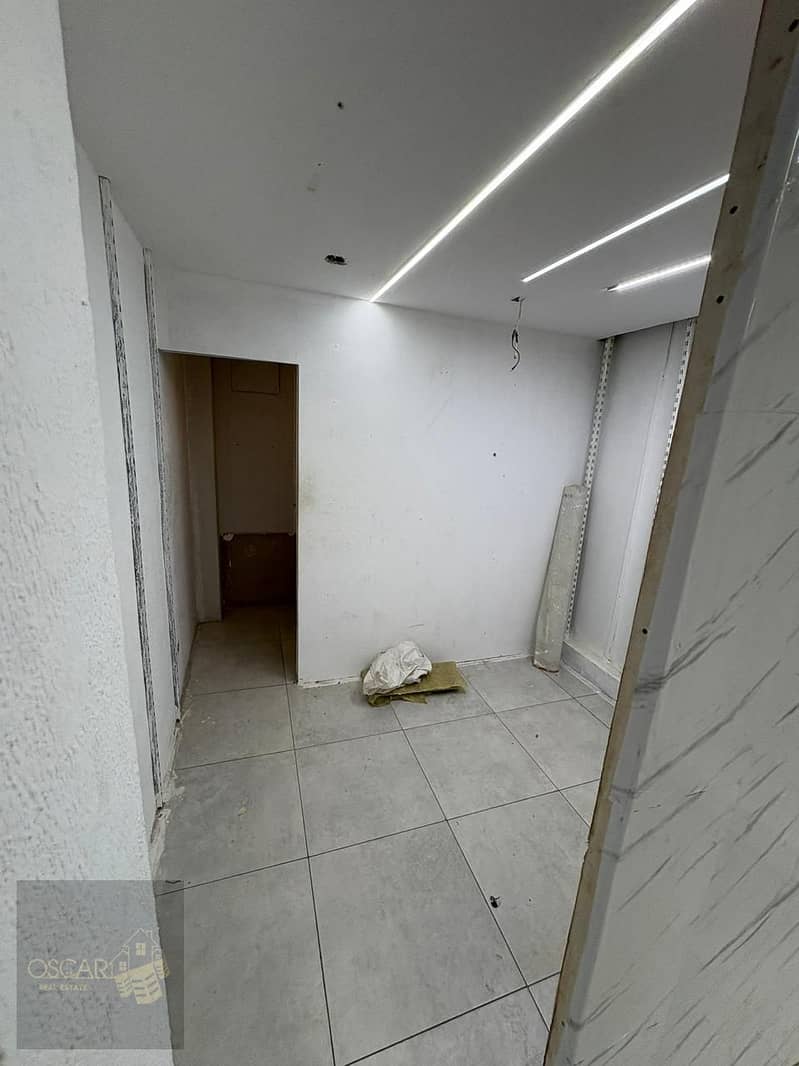 5 WhatsApp Image 2025-08-29 at 6.00. 39 PM (1). jpeg