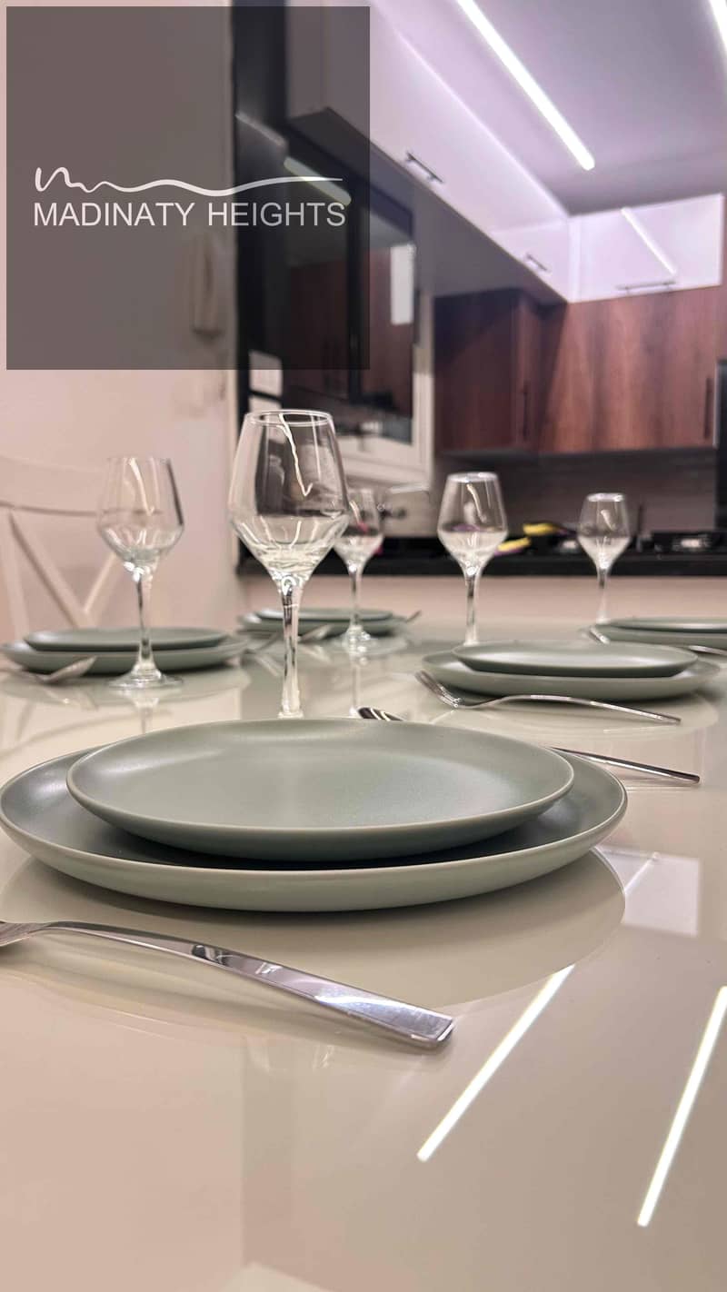 2 fe855bf9-277c-4ce1-9f06-a4eb75e84790. jpg