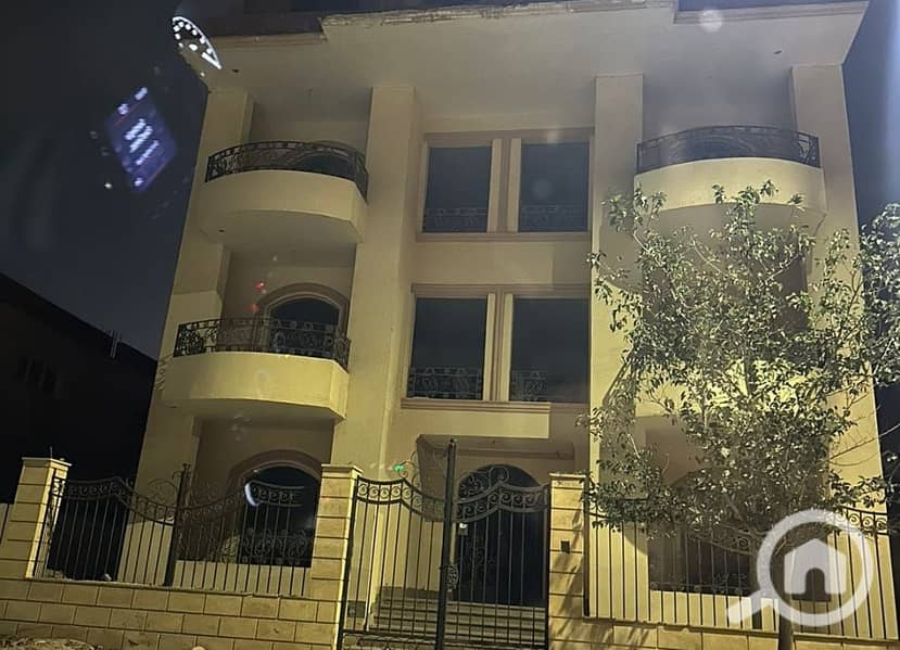 WhatsApp Image 2025-10-06 at 01.07. 16_2416d8f3. jpg