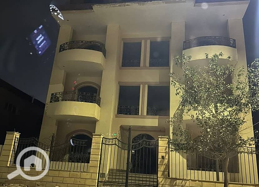 7 WhatsApp Image 2025-10-06 at 01.07. 16_2416d8f3. jpg