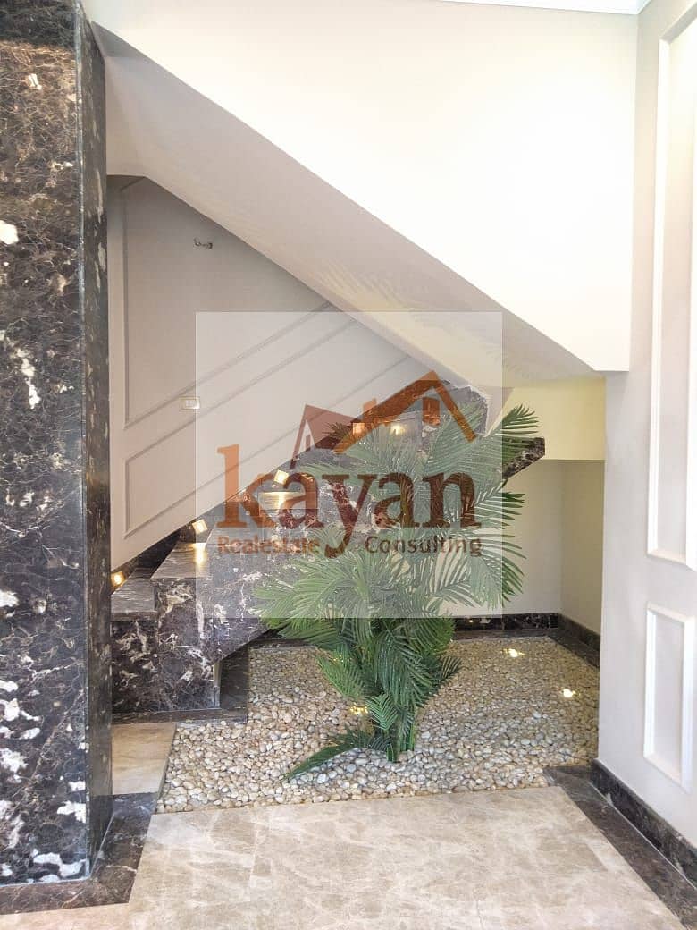 9 b8af9536-00ab-4373-83e2-83f8f654f70e. jpeg