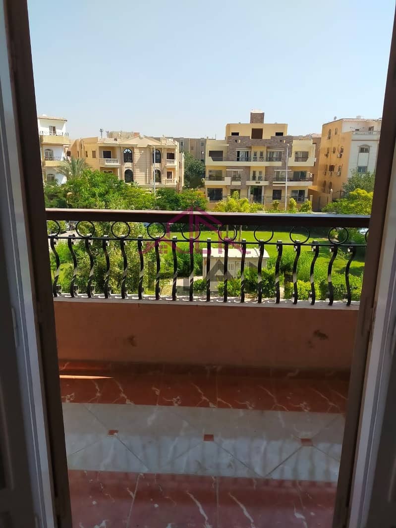 2 photo_5987595005658777648_y. jpg