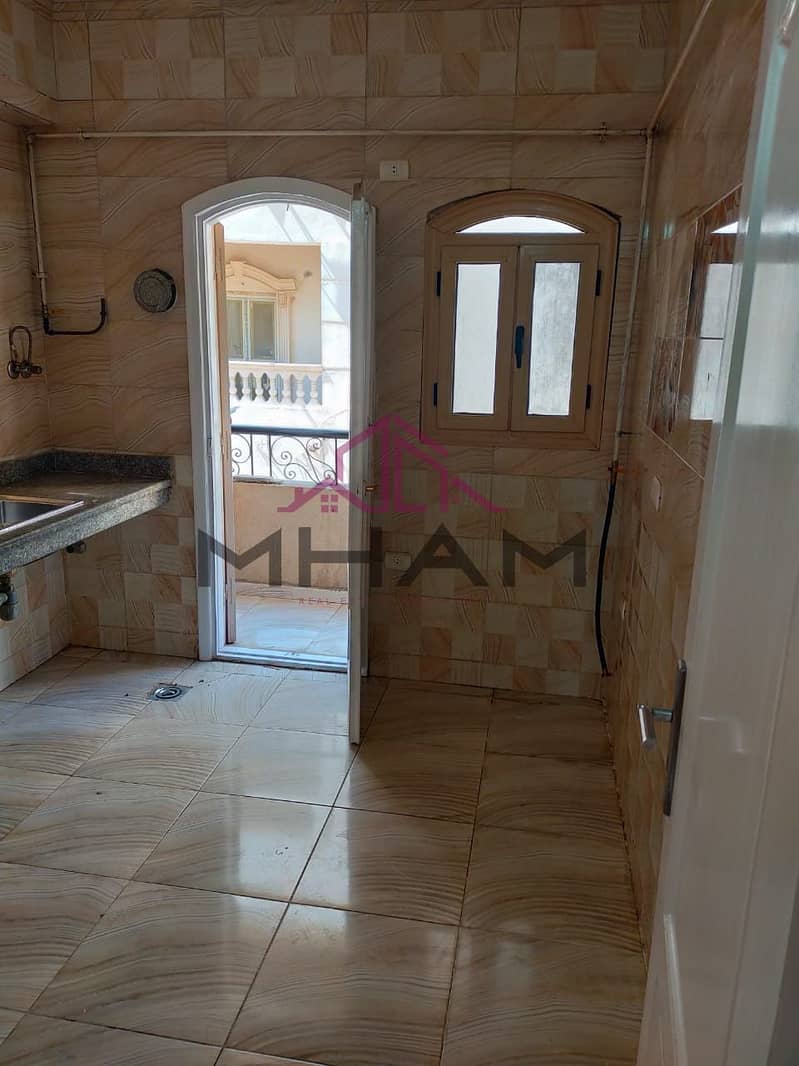 7 photo_5987595005658777646_y. jpg