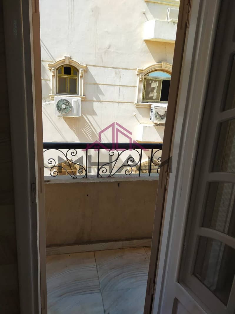 11 photo_5987595005658777652_y. jpg