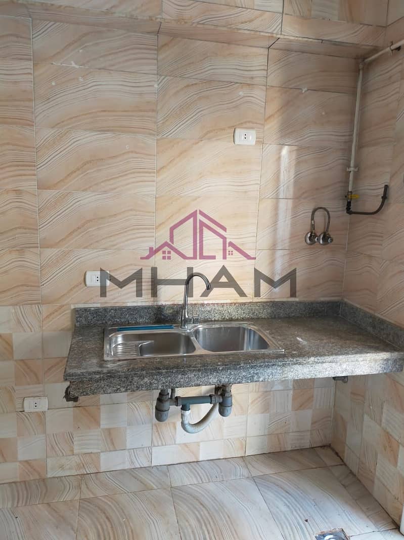 12 photo_5987595005658777653_y. jpg