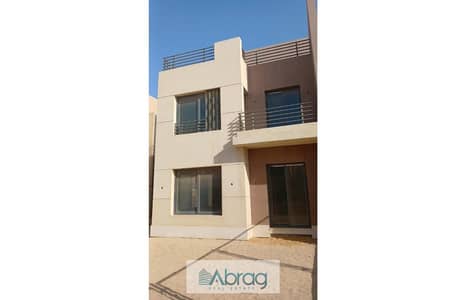 3 Bedroom Twin House for Sale in Sheikh Zayed, Giza - 1b3cee88-7a93-445d-8905-001dae6aff2c. jpg