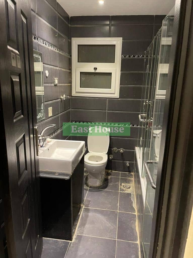 3 b450f332-4e2c-4b99-b970-16d81b92a892. jpg