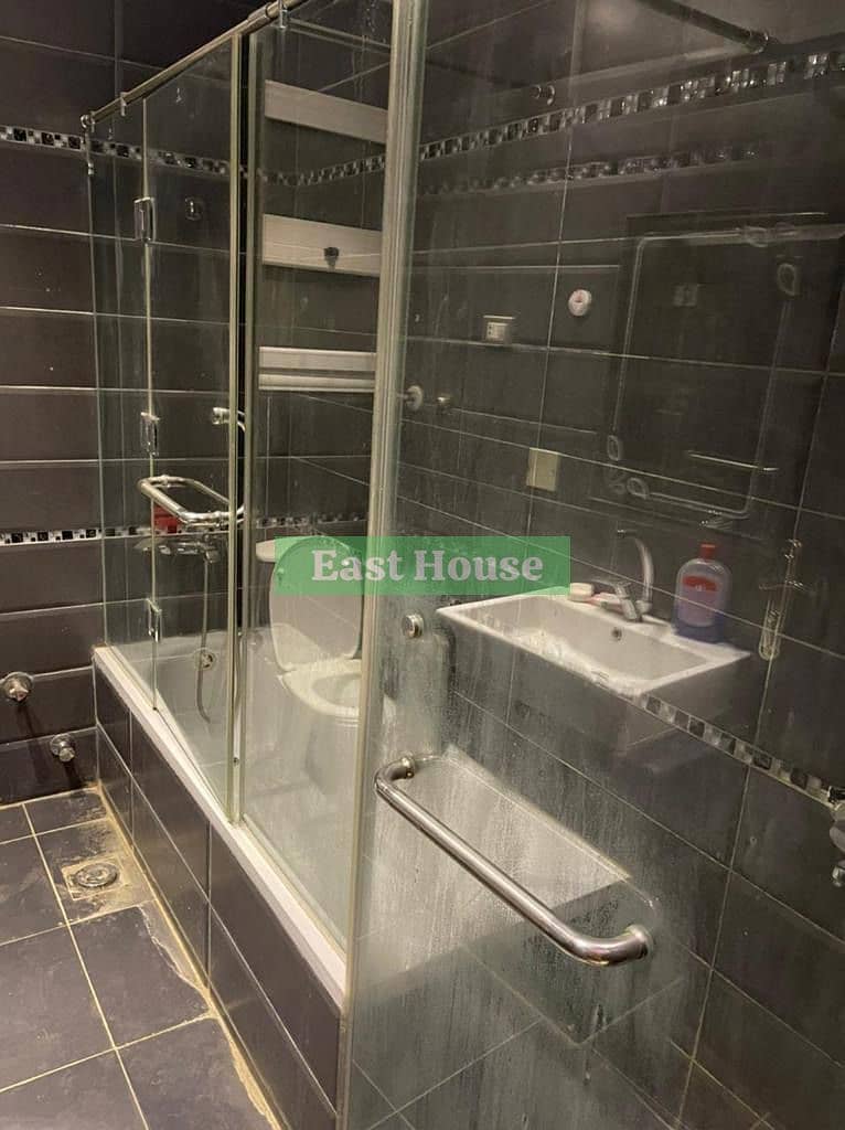 4 62f922f8-236e-4d0a-a569-10ffd0f608cf. jpg