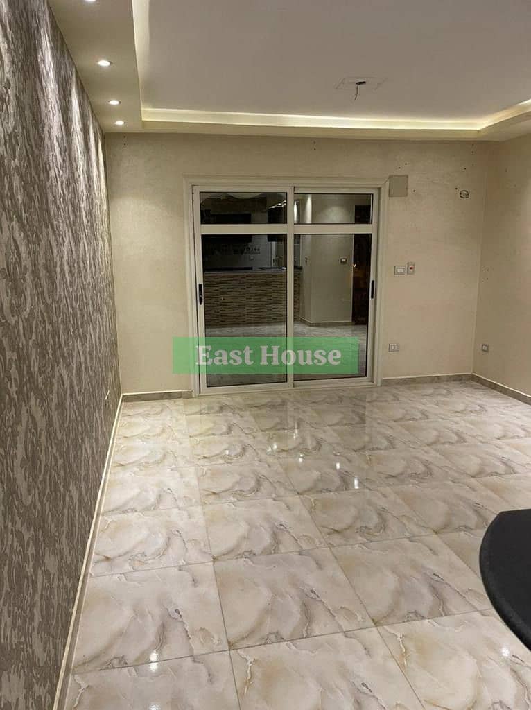 6 0d894fe9-25c9-487d-8722-45d6c7b6d5a0. jpg