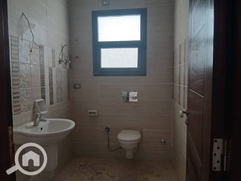 4 WhatsApp Image 2025-02-23 at 12.54. 31_a74d648f. jpg